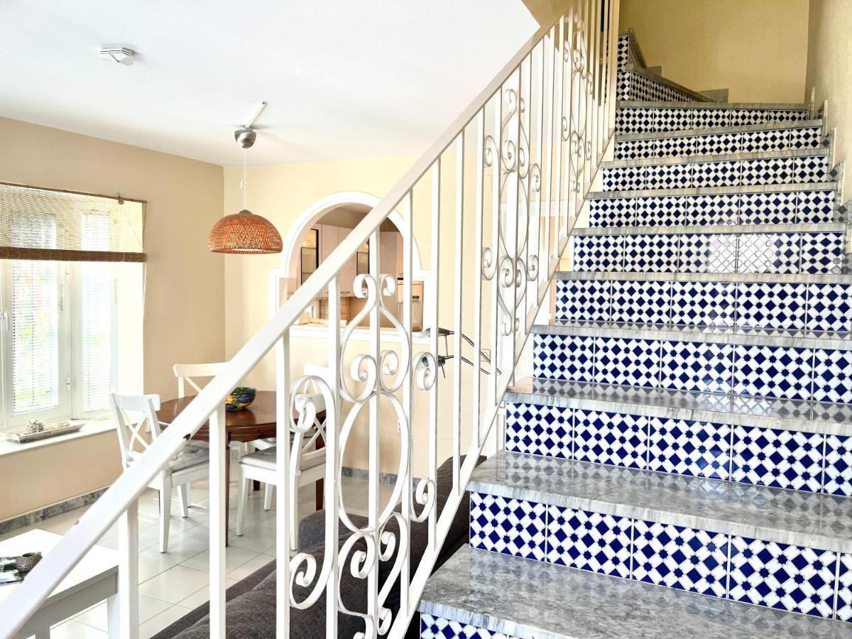 Fabulous Vacation In A 2 Bedroom Townhouse With 2 Terraces Overlooking The Sea, Suitable For 6 People 3 Swimming Pools Tennis And 200 Mts From The Sea El Faro Extérieur photo