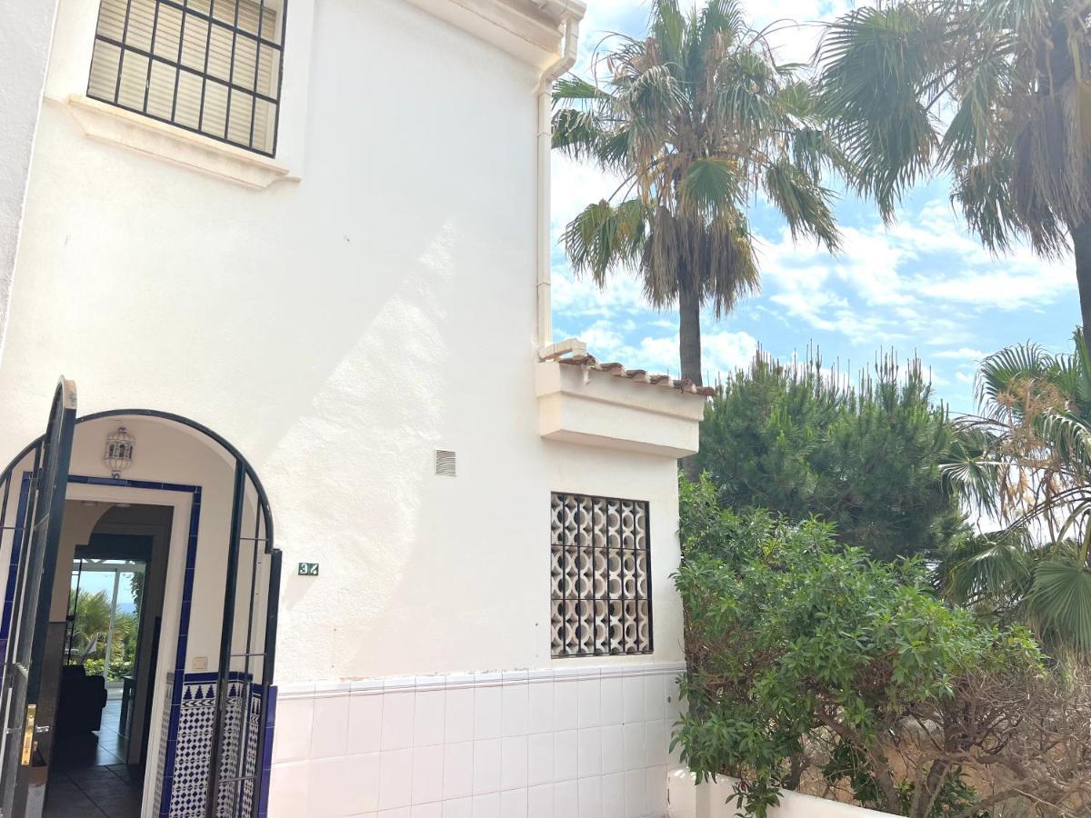 Fabulous Vacation In A 2 Bedroom Townhouse With 2 Terraces Overlooking The Sea, Suitable For 6 People 3 Swimming Pools Tennis And 200 Mts From The Sea El Faro Extérieur photo