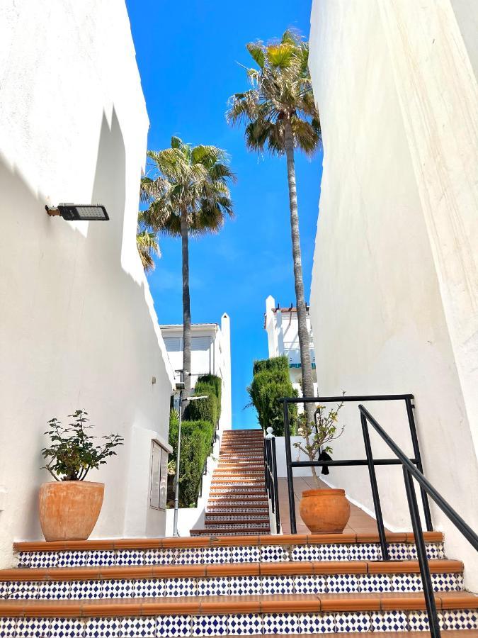 Fabulous Vacation In A 2 Bedroom Townhouse With 2 Terraces Overlooking The Sea, Suitable For 6 People 3 Swimming Pools Tennis And 200 Mts From The Sea El Faro Extérieur photo