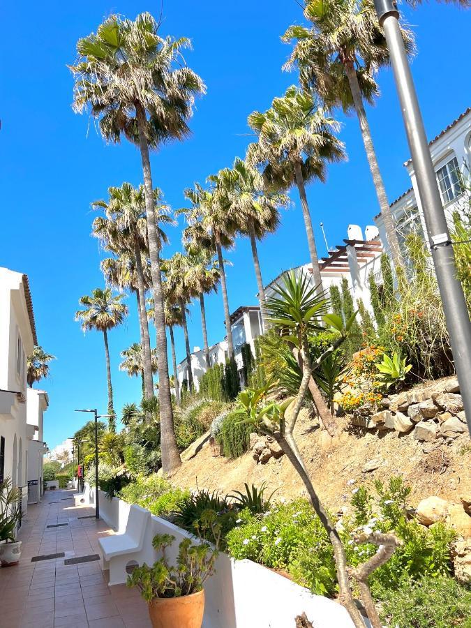 Fabulous Vacation In A 2 Bedroom Townhouse With 2 Terraces Overlooking The Sea, Suitable For 6 People 3 Swimming Pools Tennis And 200 Mts From The Sea El Faro Extérieur photo